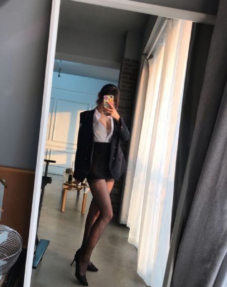 揉着我的奶从后面进去口述_国产剧天堂在线