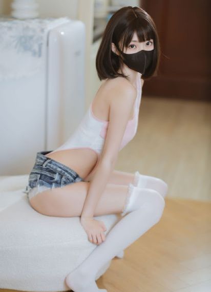 亚洲精品久久久久毛卡片_DVD免费高清观看
