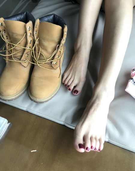 两个攻被3p到高潮_全集高清在线观看