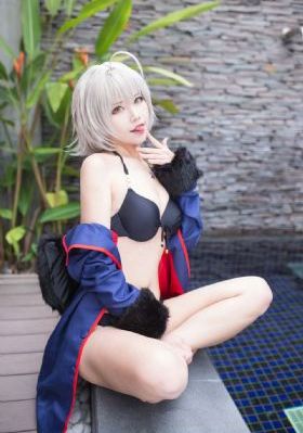 18禁动漫美女禁处被爆桶出水_1080P在线手机播放