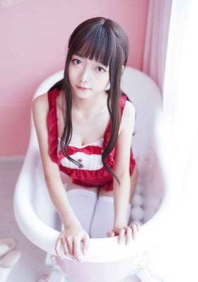 女王撞到正粤语电影在线观看_JVID性感写真